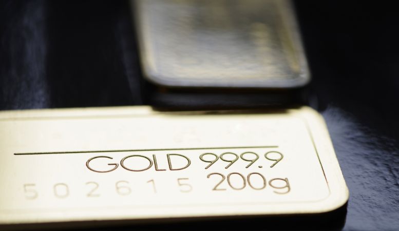 minted gold bar weighing two hundred grams